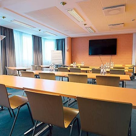 Outokumpu Hotelliravintola Kumpu מראה חיצוני תמונה