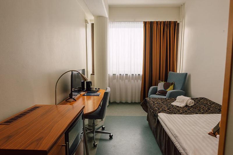 Outokumpu Hotelliravintola Kumpu מראה חיצוני תמונה